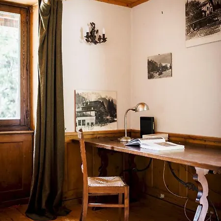 Traditional Mountain Valley Holiday home *